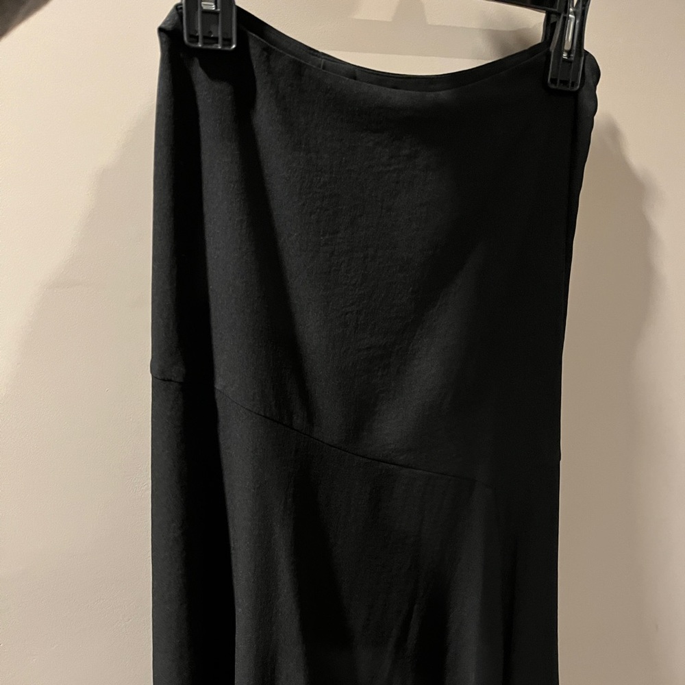 Brand new Vince Camuto silky skirt